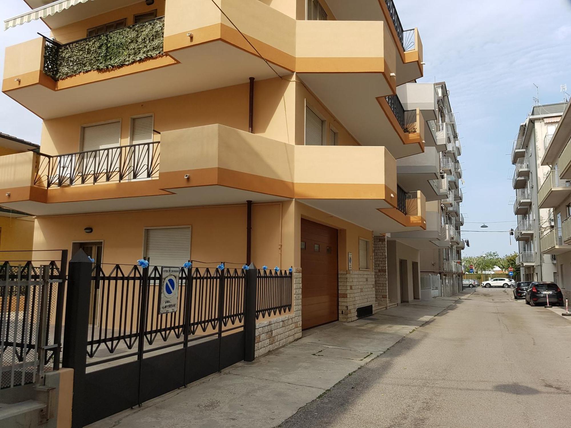 Sottomarina Beach Apartment Кіоджа Екстер'єр фото